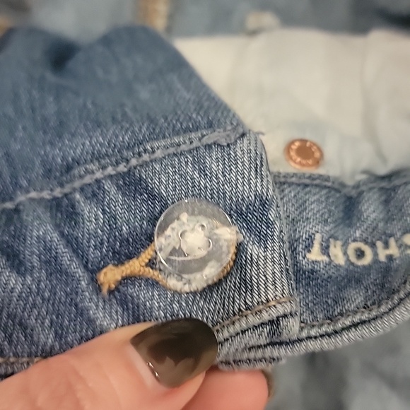 American Eagle Bundle Of Jean Shorts~Size 4 - Picture 4 of 16